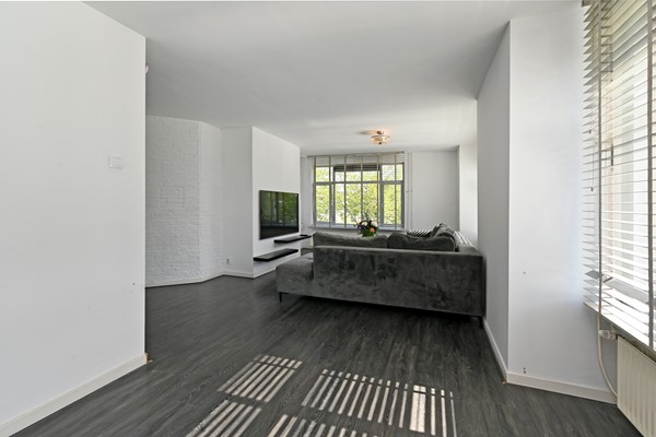 Medium property photo - Troelstrakade 137, 2531 AC Den Haag